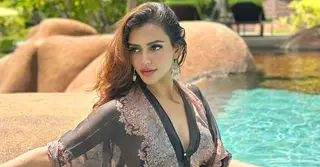 চিত্রনায়িকা নুসরাত ফারিয়া গ্রেপ্তার